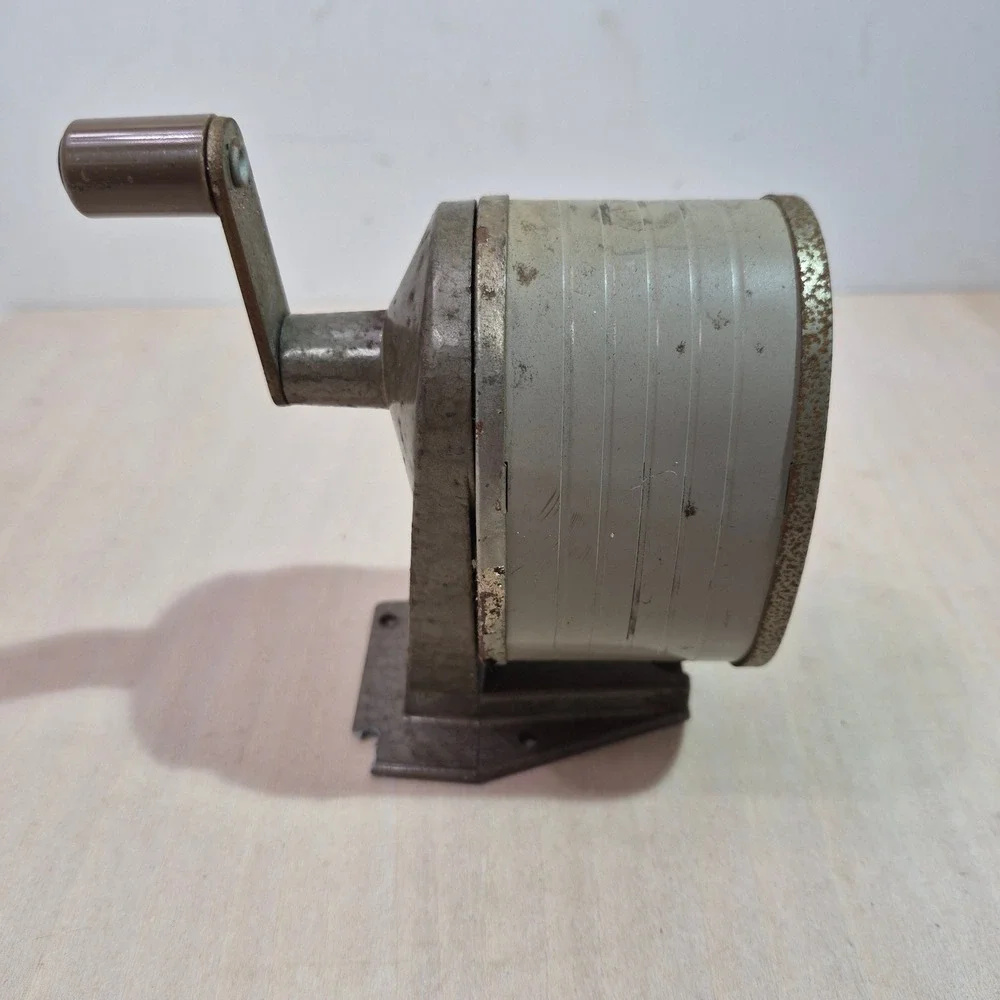 Vintage Apsco Chicago Metal Pencil Sharpener Type 2A Cutter Assembly‎ Desk Mount